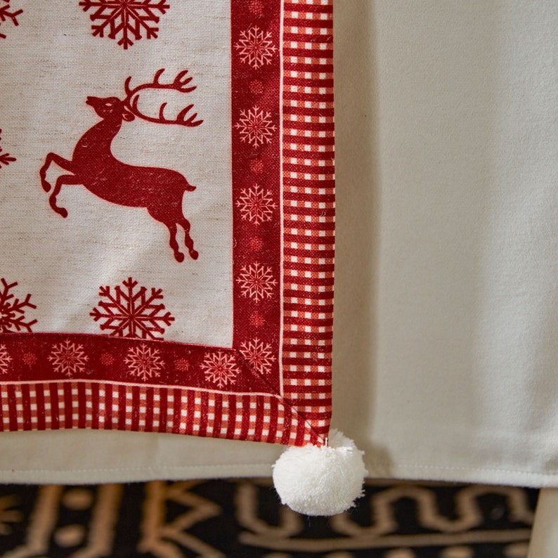 Snowflake Table Centerpiece for Holiday Party
