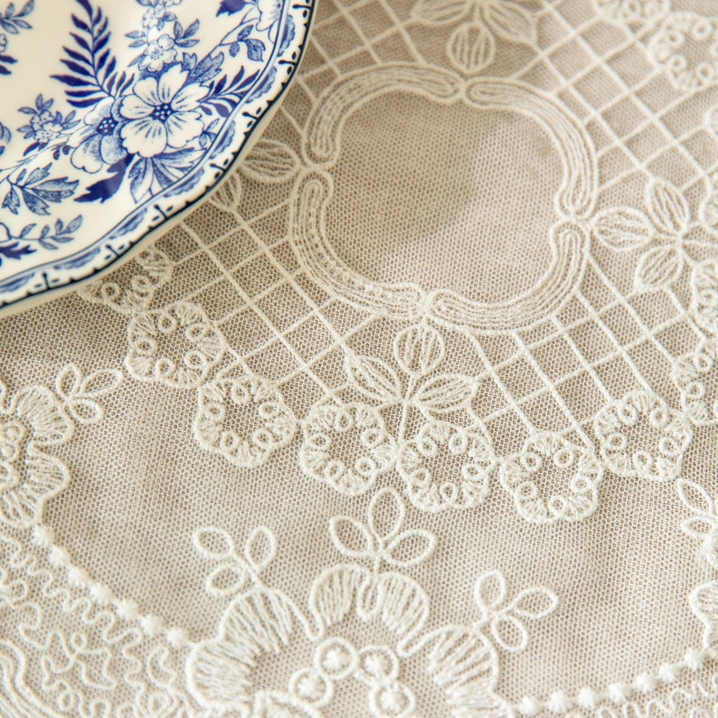 SET OF 4 Lace Table Placemats Embroidered Floral French Style