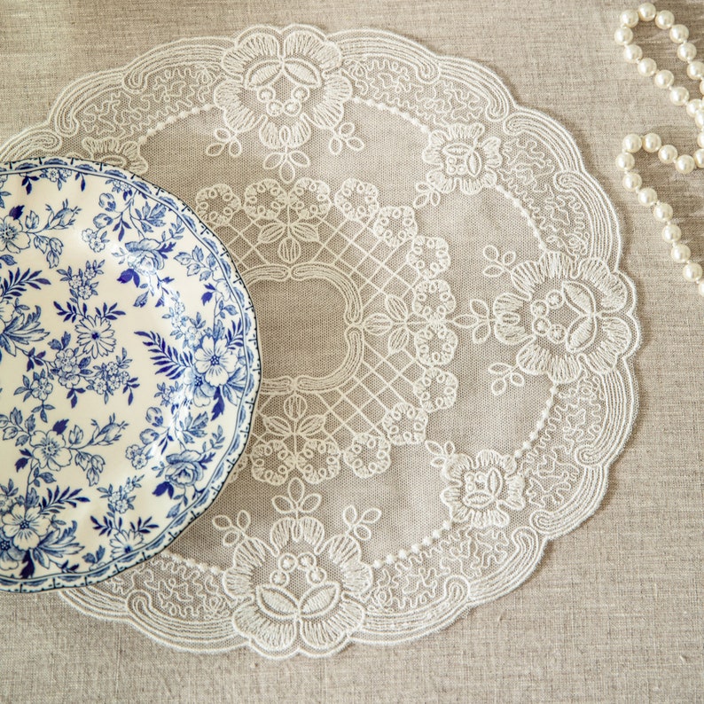SET OF 4 Lace Table Placemats Embroidered Floral French Style