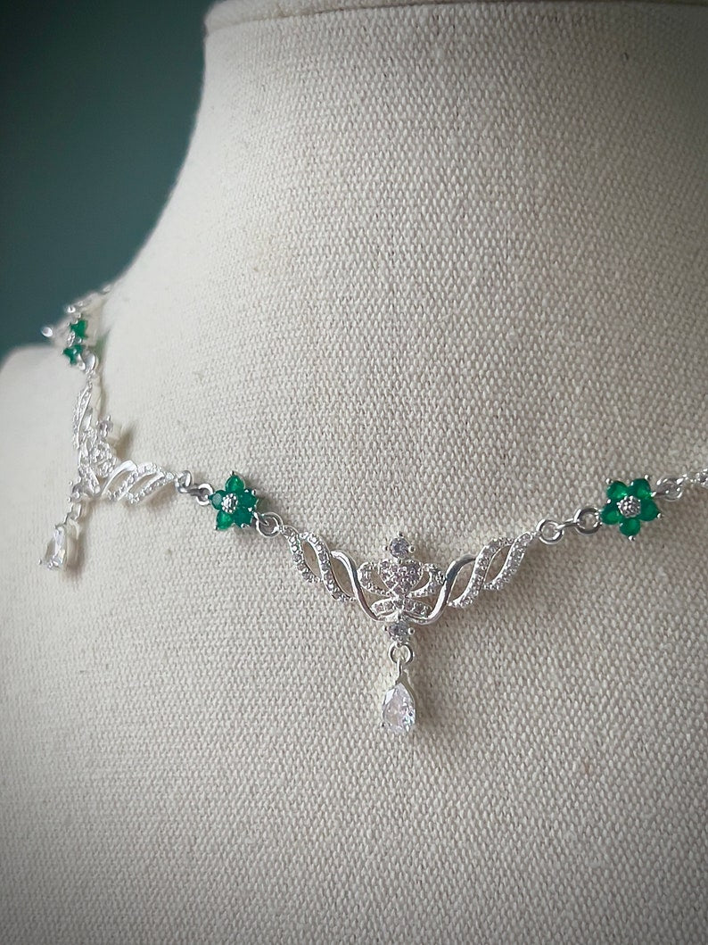 Silver fairycore green floral choker necklace