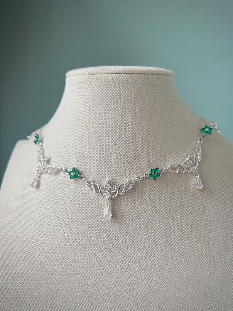 Silver fairycore green floral choker necklace