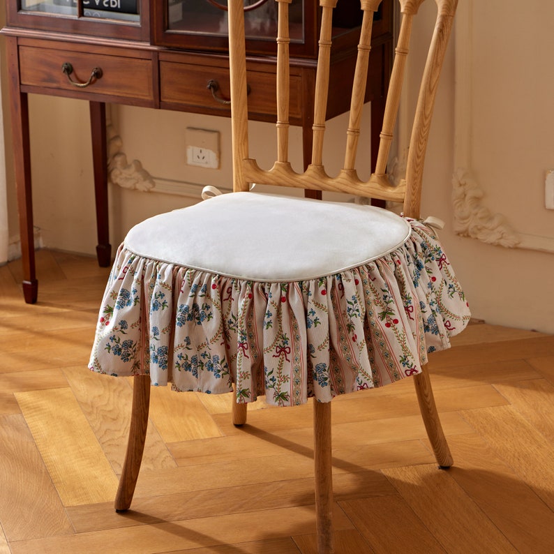 Cherry Pattern Chair Cover, Non-Slip Chair Pads With Rope