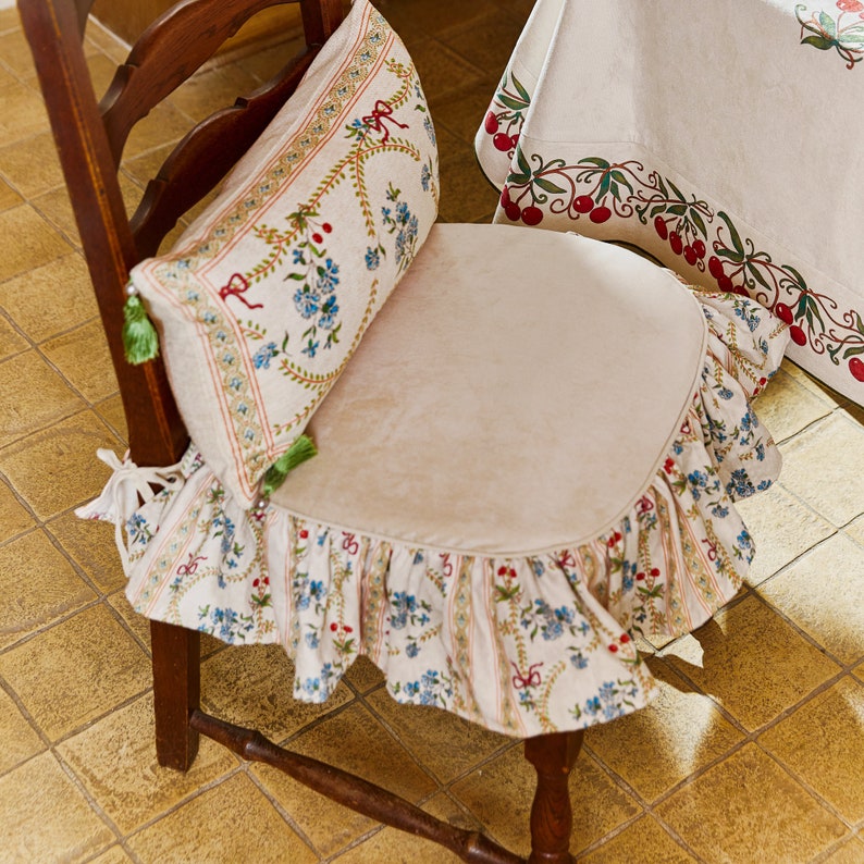 Cherry Pattern Chair Cover, Non-Slip Chair Pads With Rope