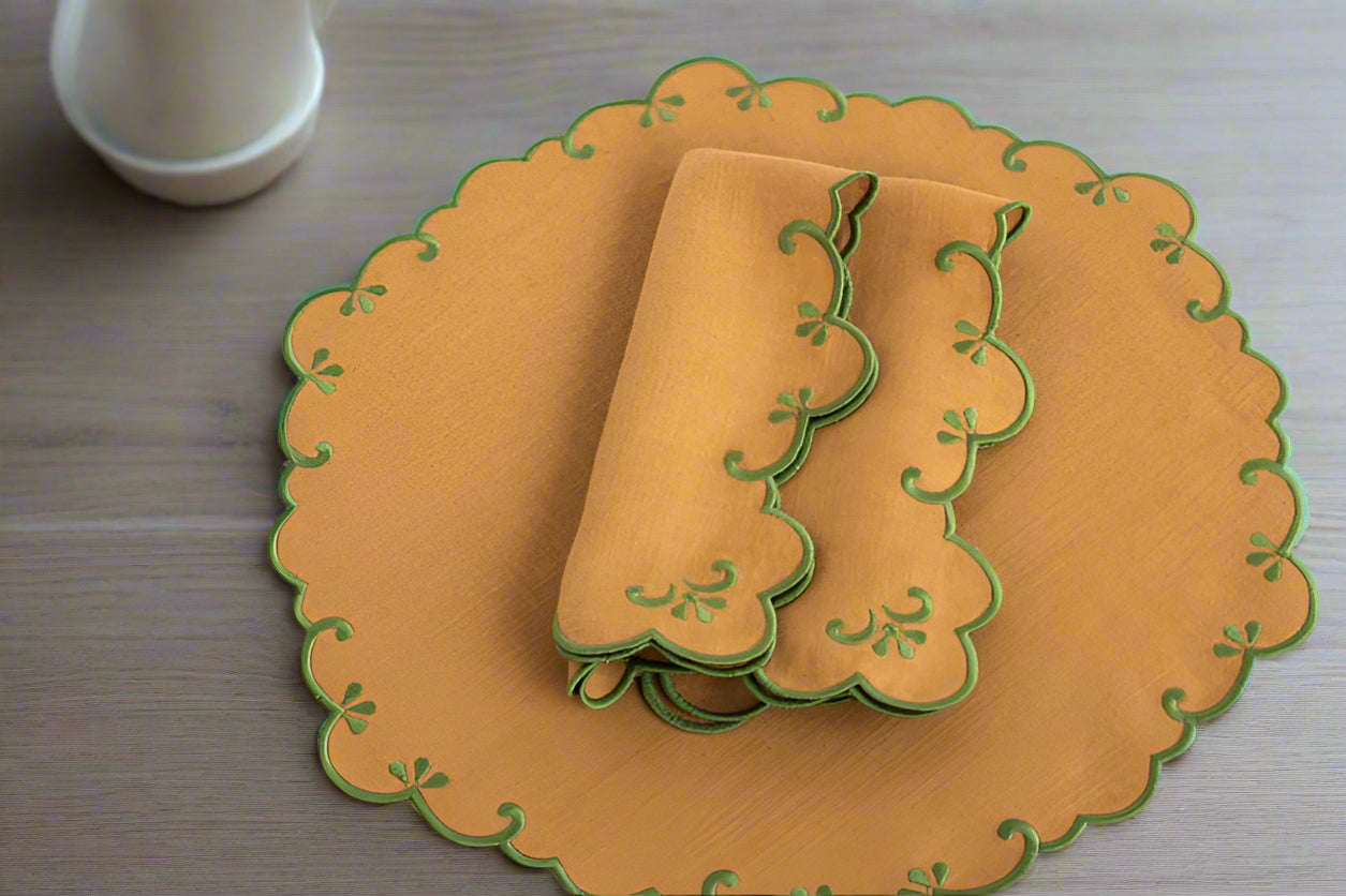 Embroidered Linen Napkins 16x16'' | Set of 6 Scalloped Edge Linen Napkins